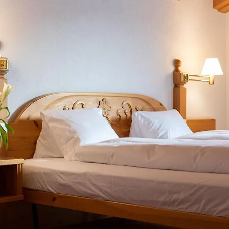 格林德尔瓦尔德阳光星辰酒店