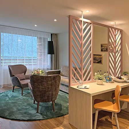 格林德尔瓦尔德阳光星辰酒店 4*