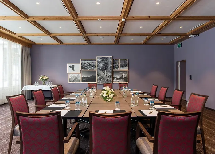 Sunstar & Grindelwald