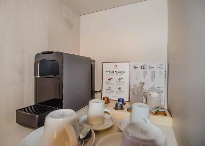 Sunstar & Grindelwald