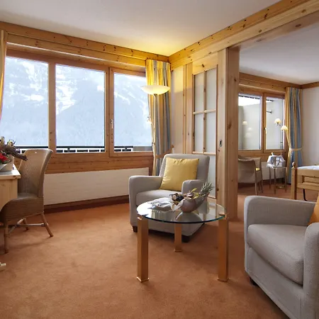 Sunstar & 4* גרינדלוולד